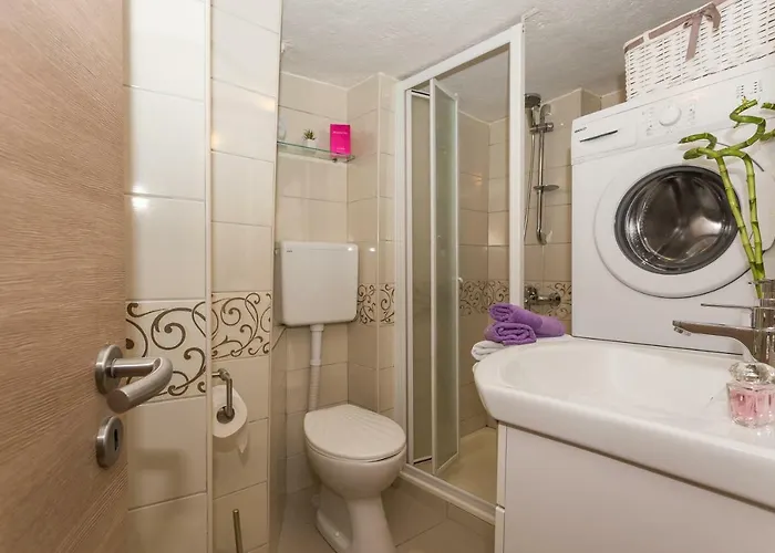 Priska1700 Apartman *