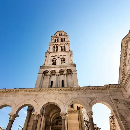 Apartmán Priska1700 *